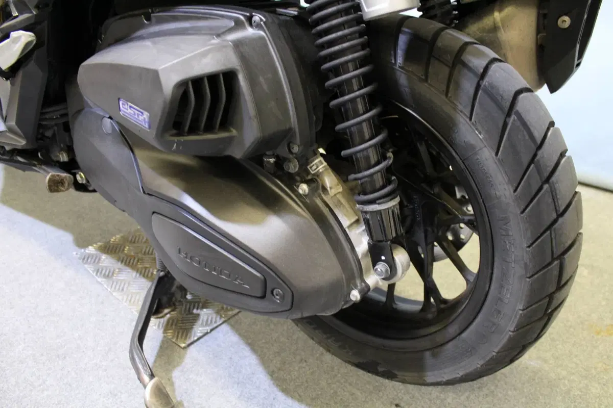 Honda ADV 350 (2022 - 24) (15)