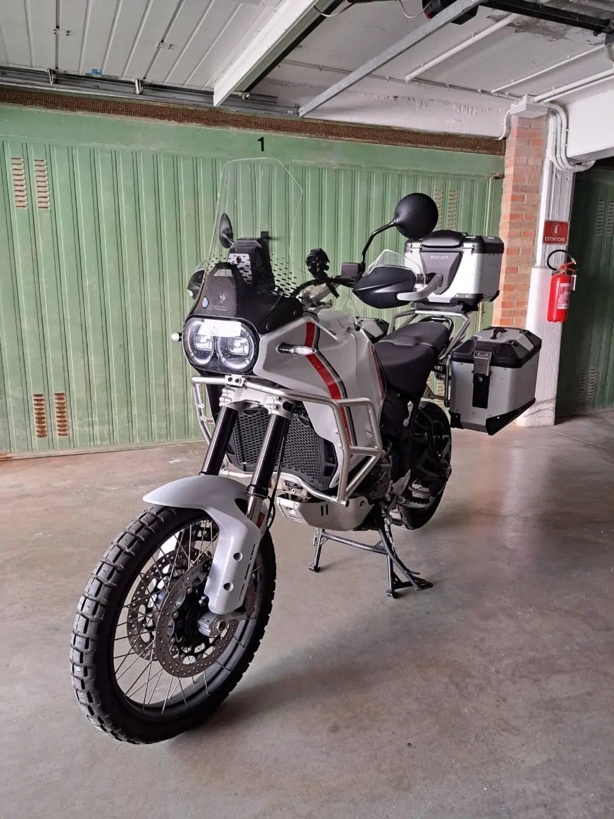 Ducati DesertX (2022 - 25) (3)