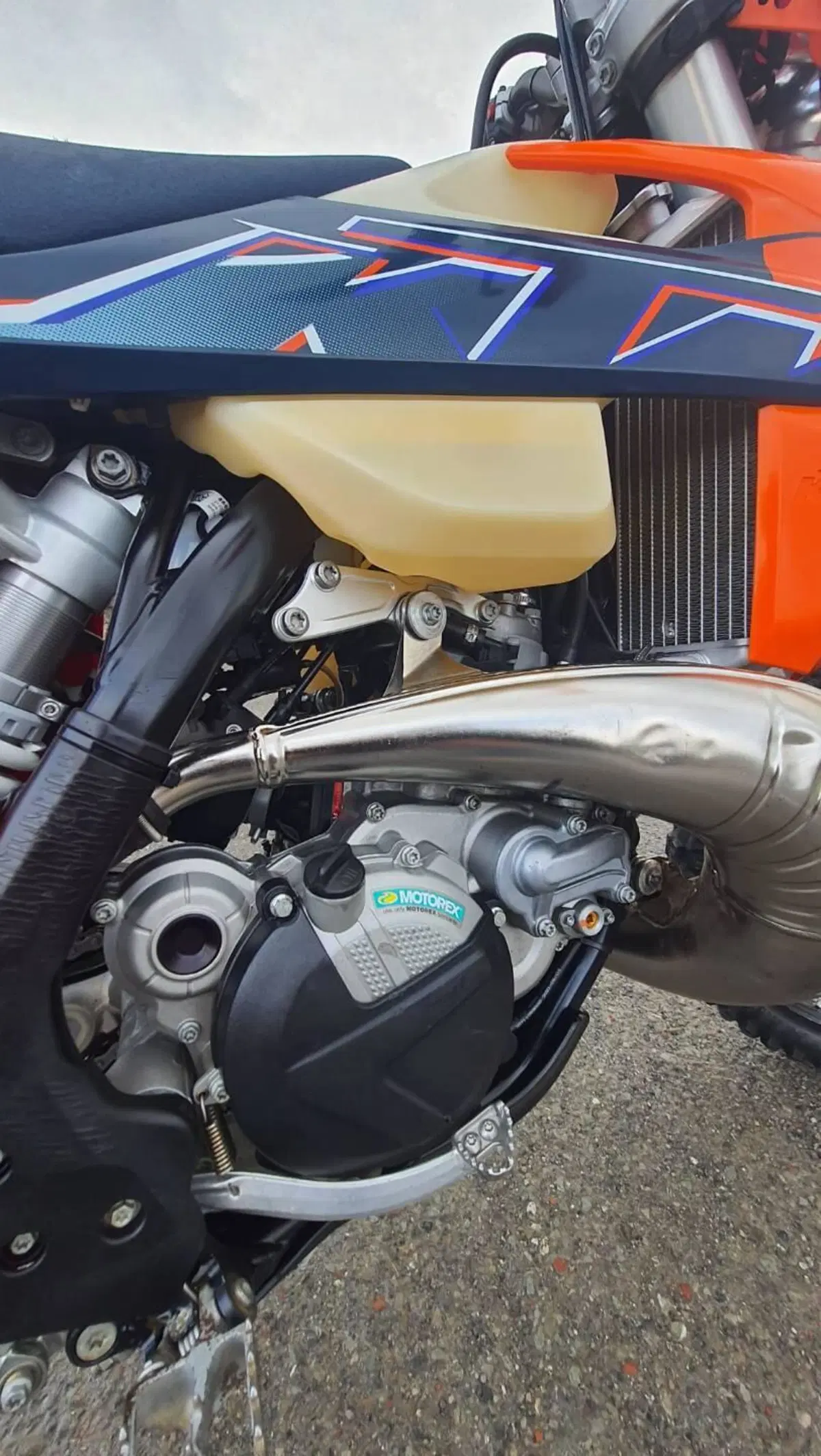 KTM 300 EXC E TPI (2022) (8)