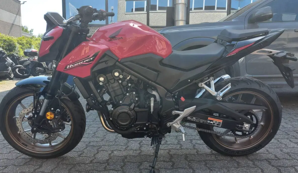 Honda CB 500 Hornet (2026) (4)