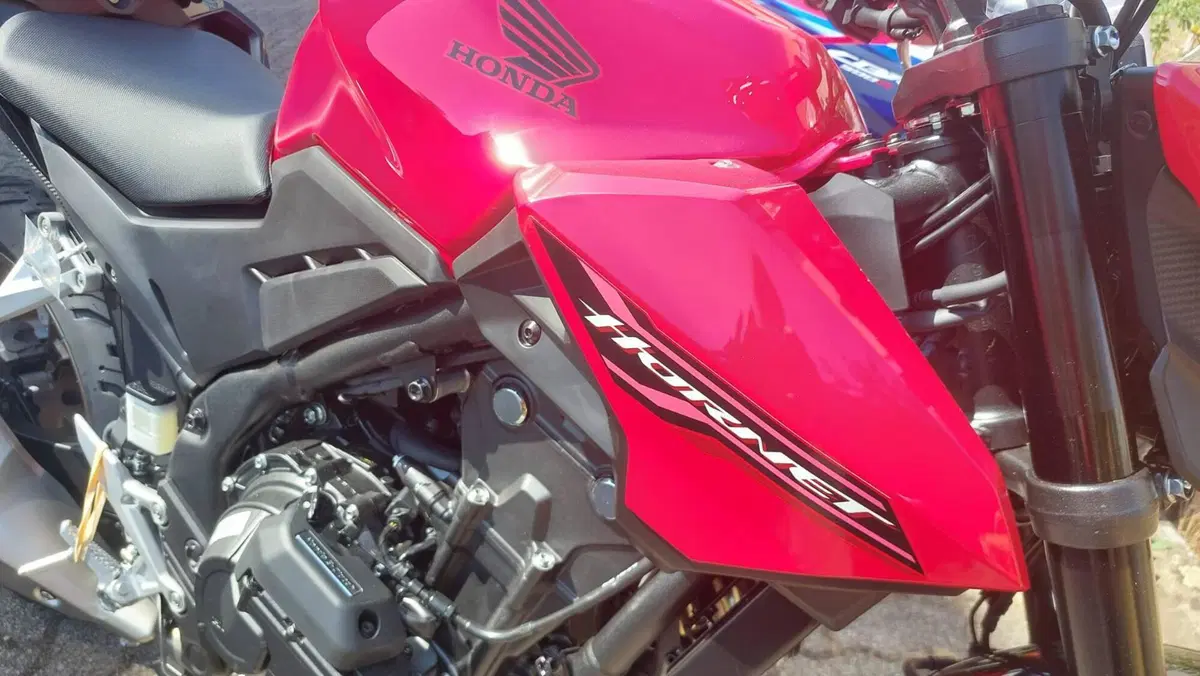 Honda CB 500 Hornet (2026) (5)