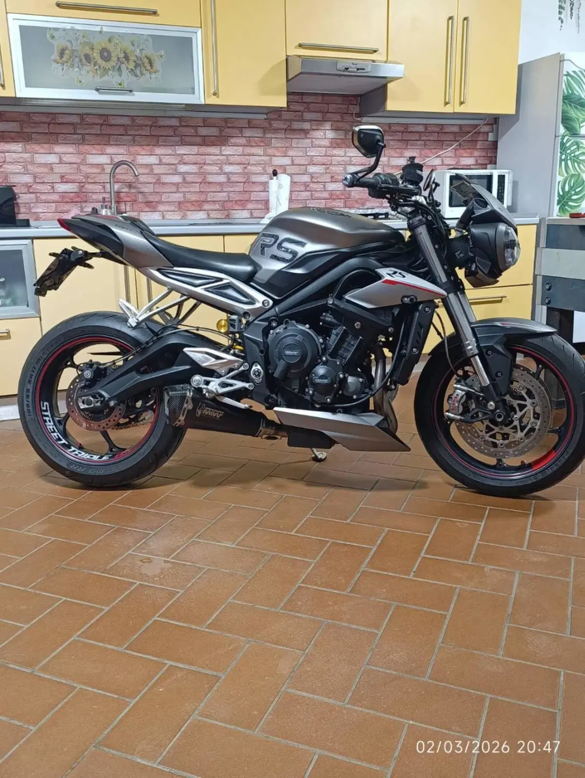 Triumph Street Triple RS (2017 - 19)