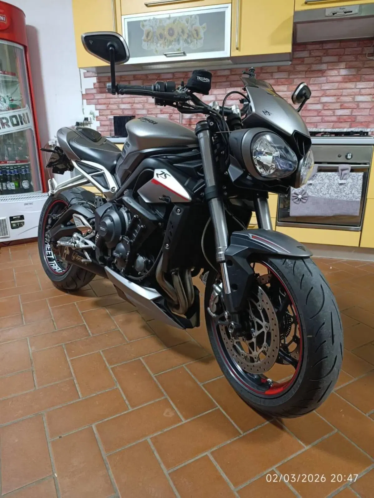 Triumph Street Triple RS (2017 - 19) (2)