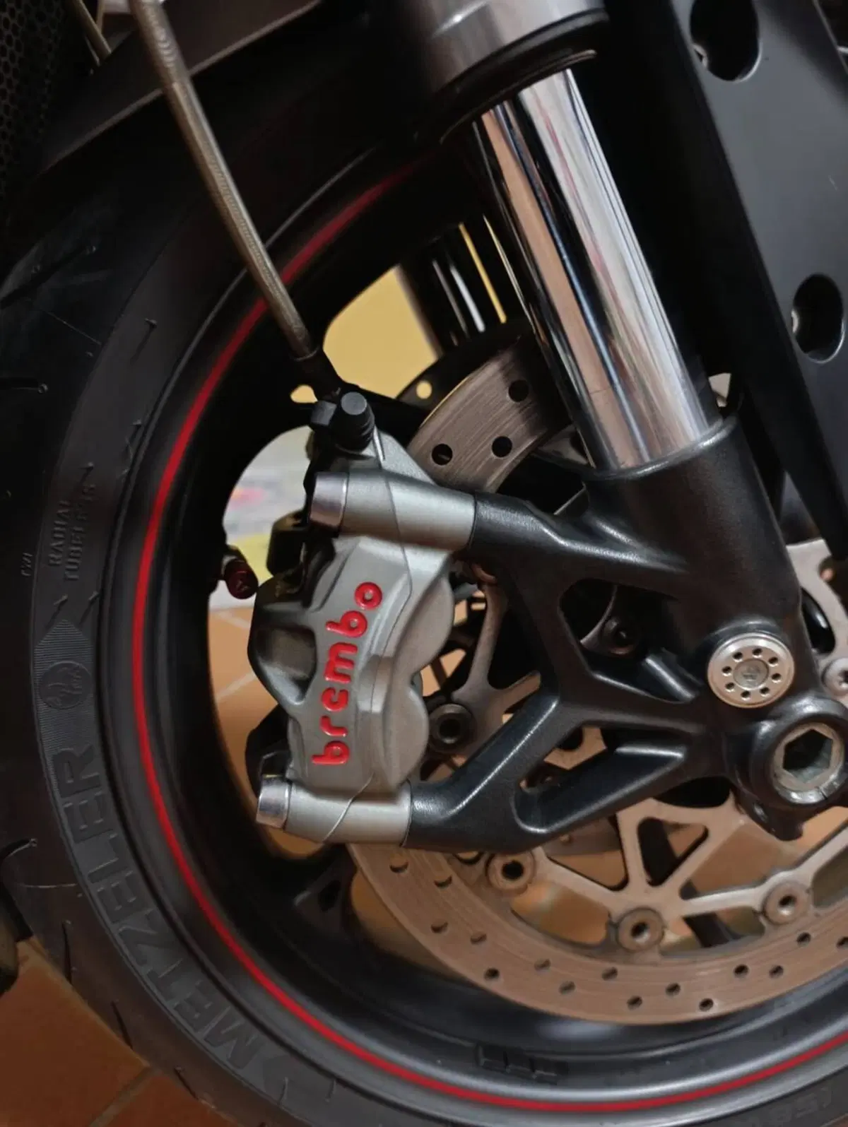 Triumph Street Triple RS (2017 - 19) (6)
