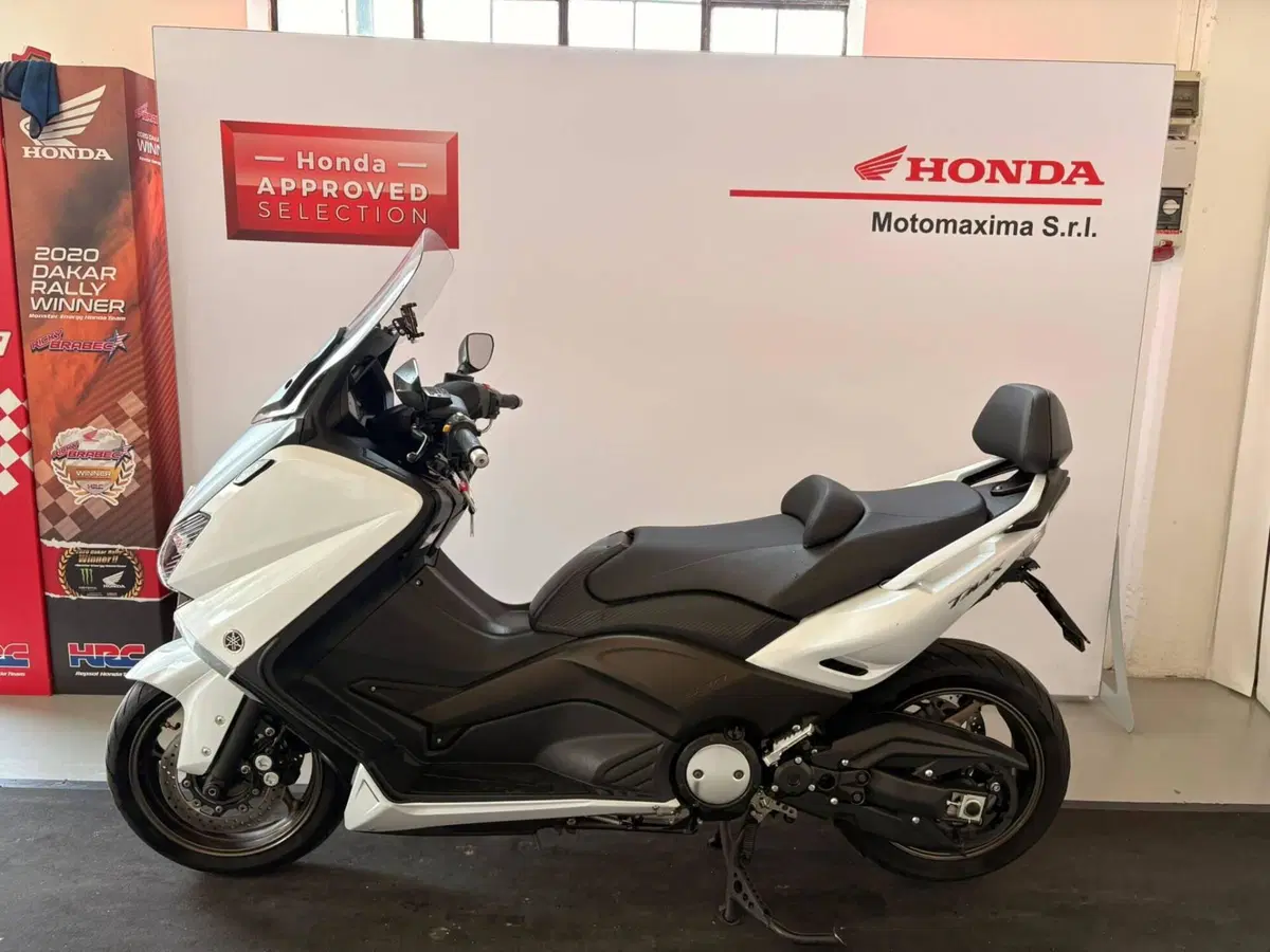 Yamaha T-Max 530 (2012 - 14) (3)