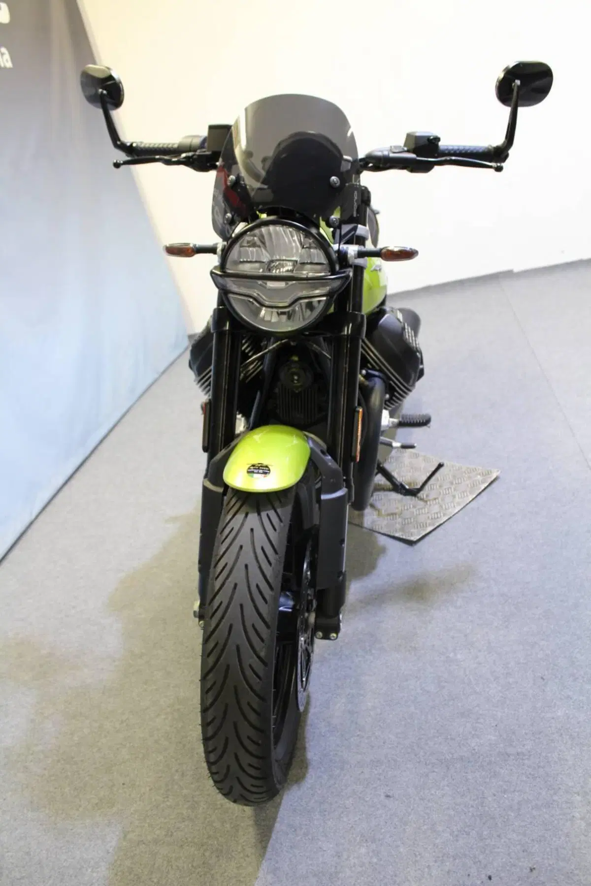 Moto Guzzi V7 Sport (2025 - 26) (13)