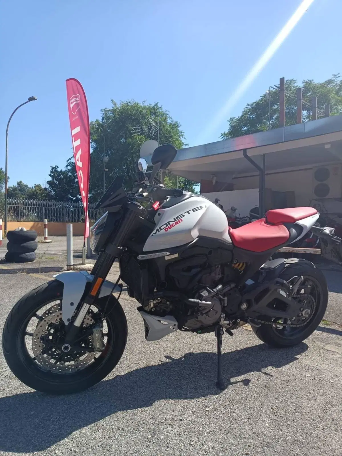 Ducati Monster 937 + (2021 - 25) (2)