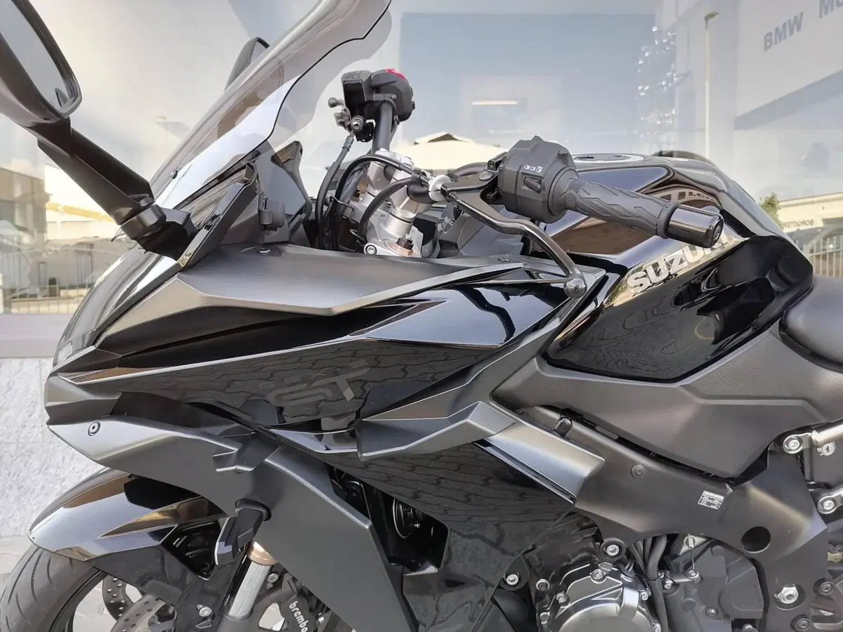 Suzuki GSX-S1000GT (2022 - 24) (6)
