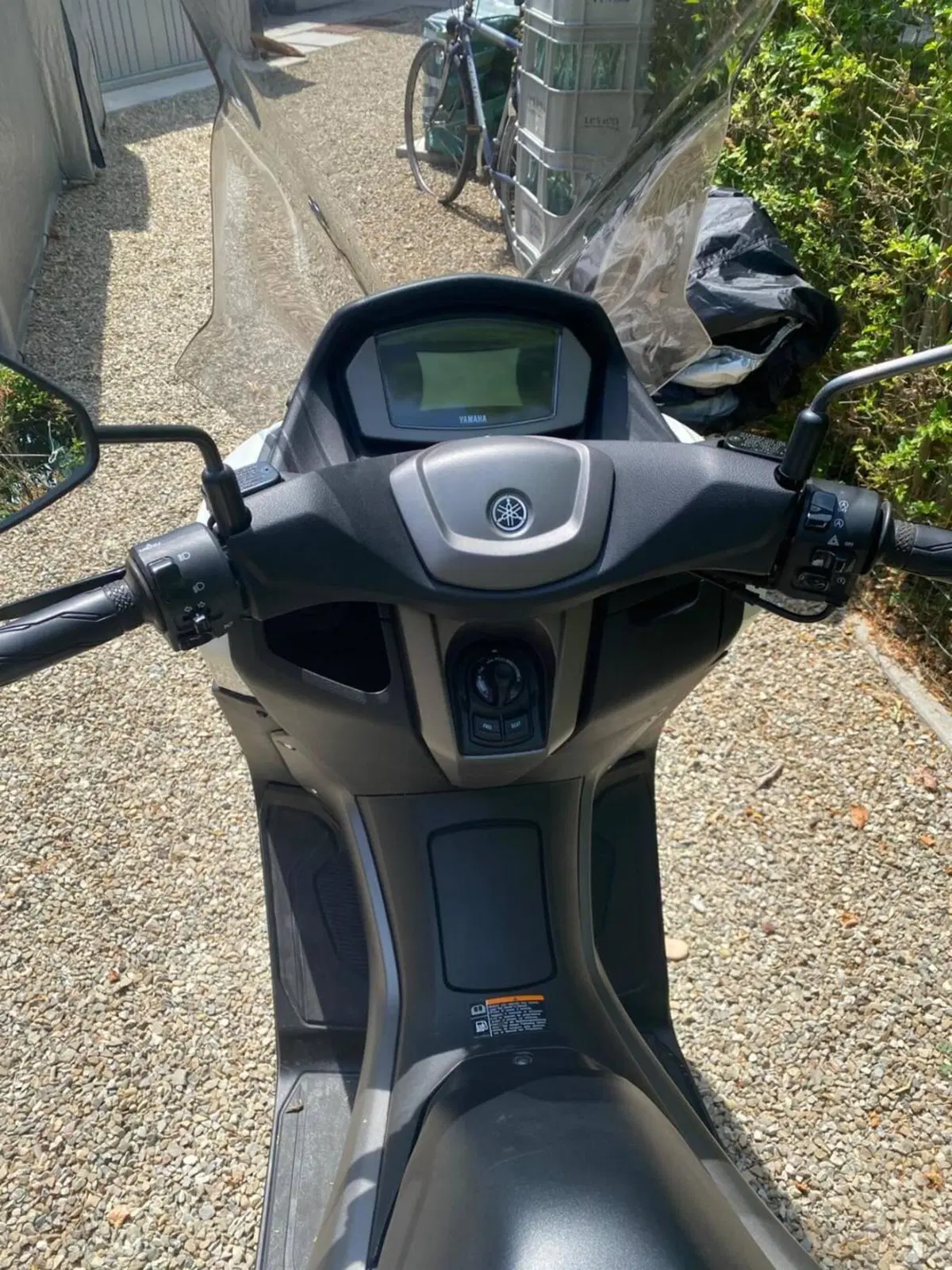 Yamaha N-Max 125 (2021 - 24) (5)