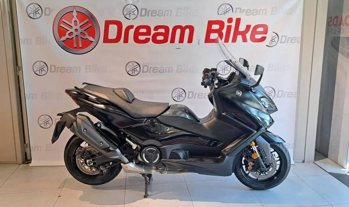 Yamaha T-Max 560 Tech Max (2022 - 24) (2)
