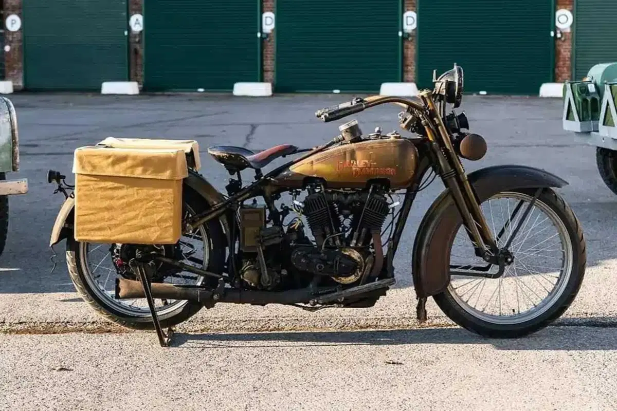 Jason Momoa rende le sue Harley-Davidson anni 20 in ibride, al costo di 17.000 euro (7)