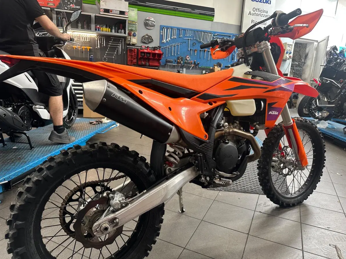 KTM 450 EXC-F (2024) (3)