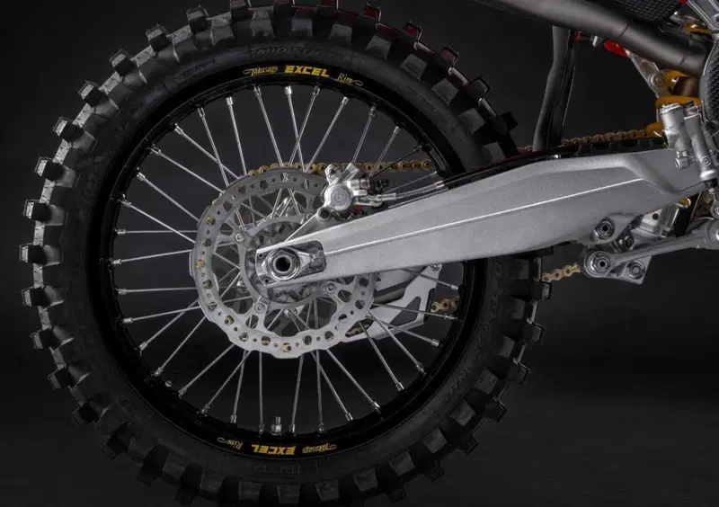 Ducati Desmo450 MX Desmo450 MX Factory (2026) (18)
