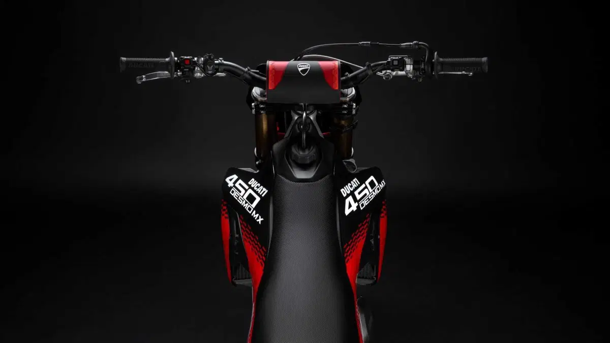 Ducati Desmo450 MX Desmo450 MX Factory (2026) (11)