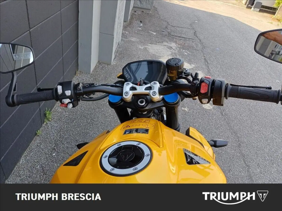 Triumph Street Triple 765 RS (2023 - 26) (7)