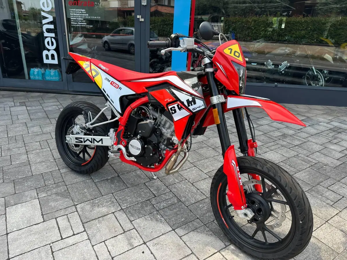 Swm SM 125 R Reborn (2026) (2)