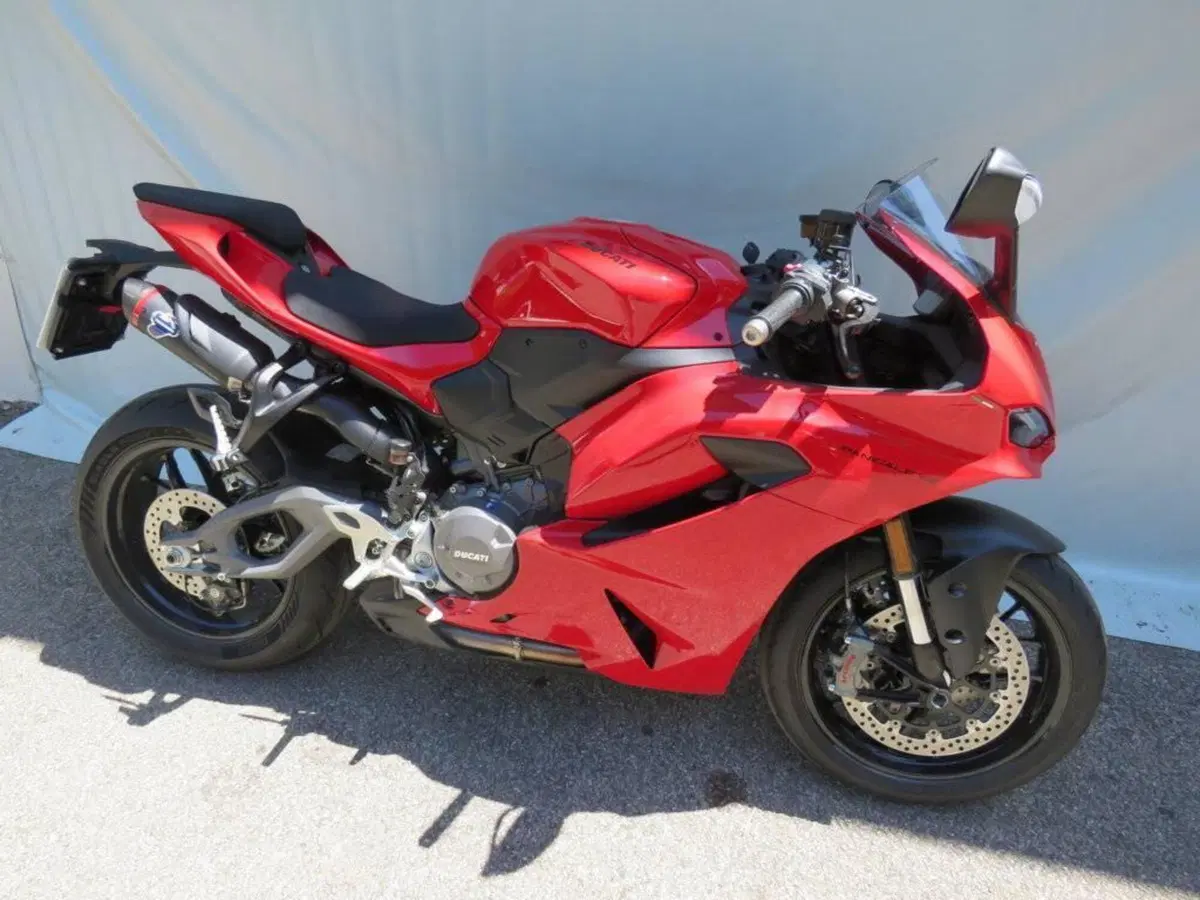 Ducati Panigale V2 (2025 - 26) (2)