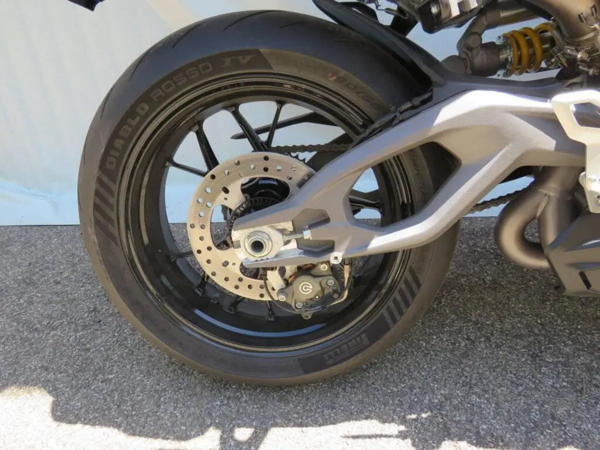 Ducati Panigale V2 (2025 - 26) (9)