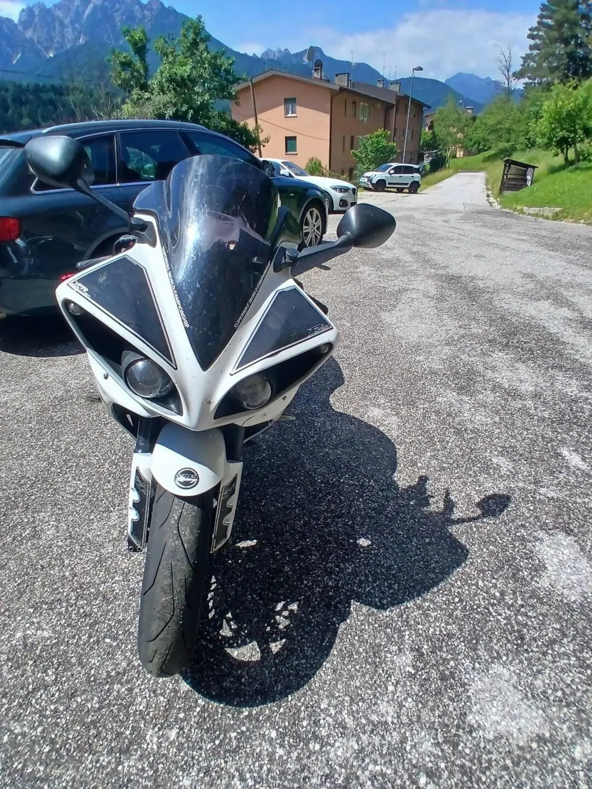 Yamaha YZF R1 (2009 - 11) (5)