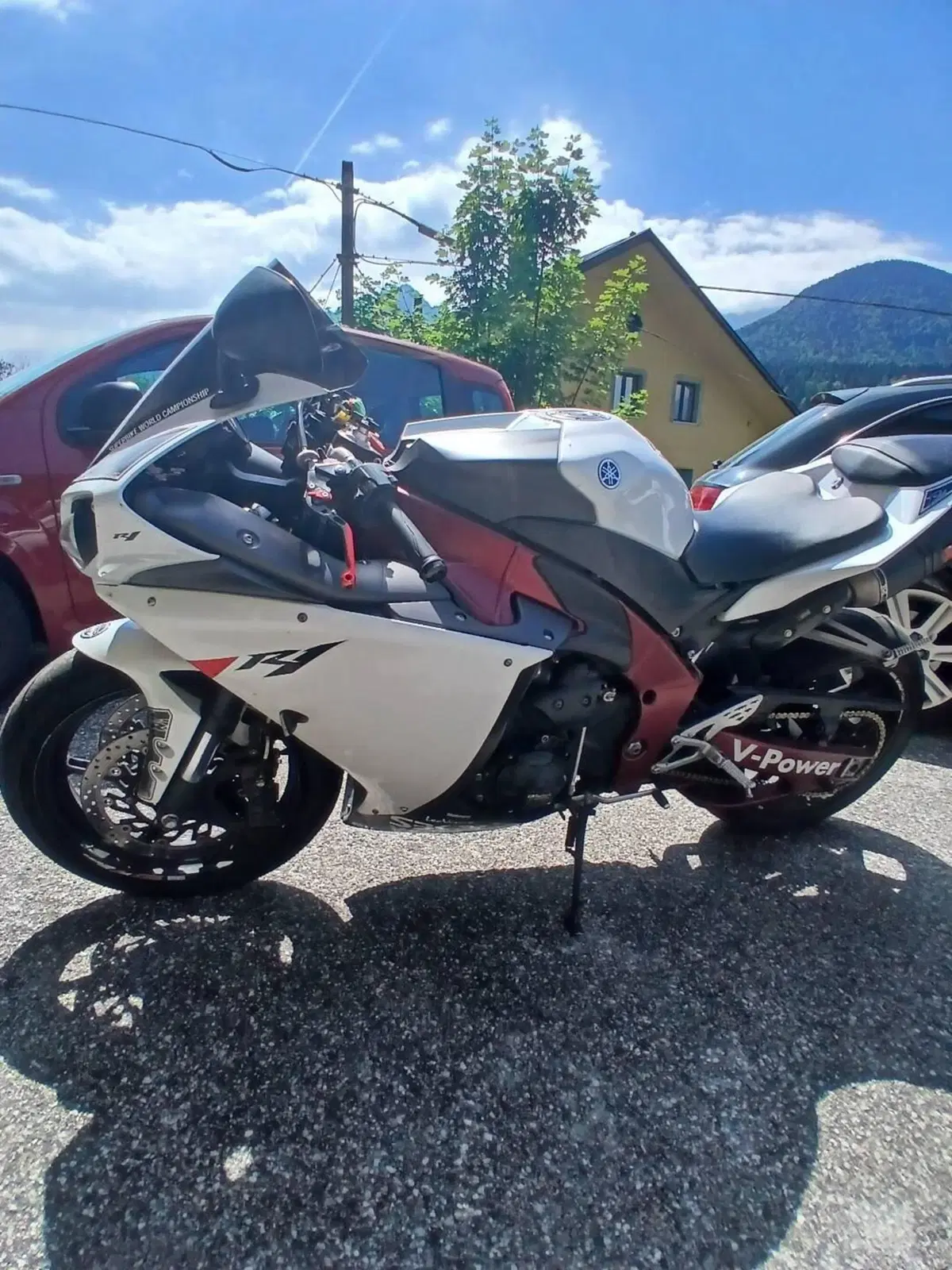 Yamaha YZF R1 (2009 - 11) (6)