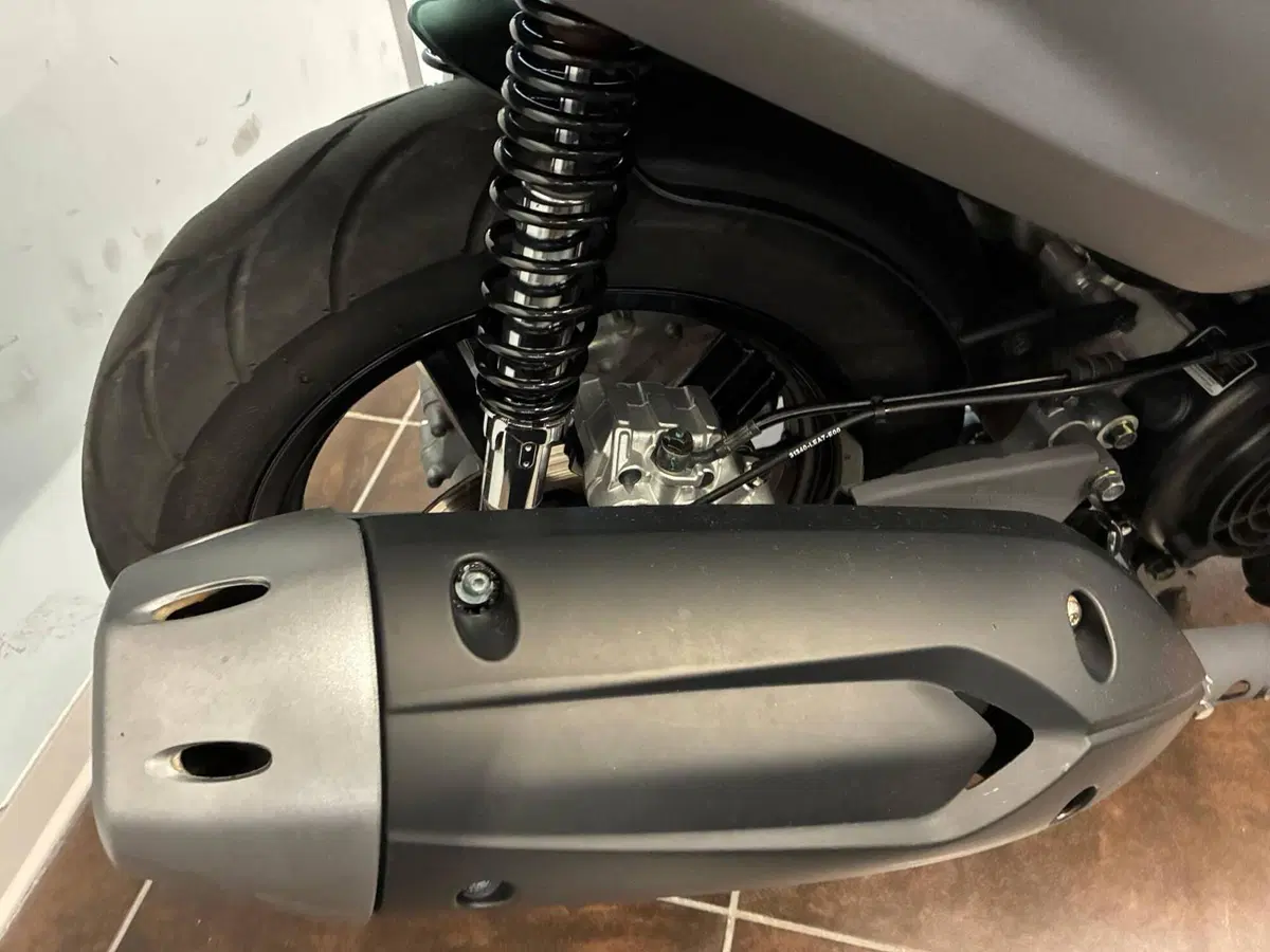 Kymco Agility 200i R16 + (2021 - 25) (4)