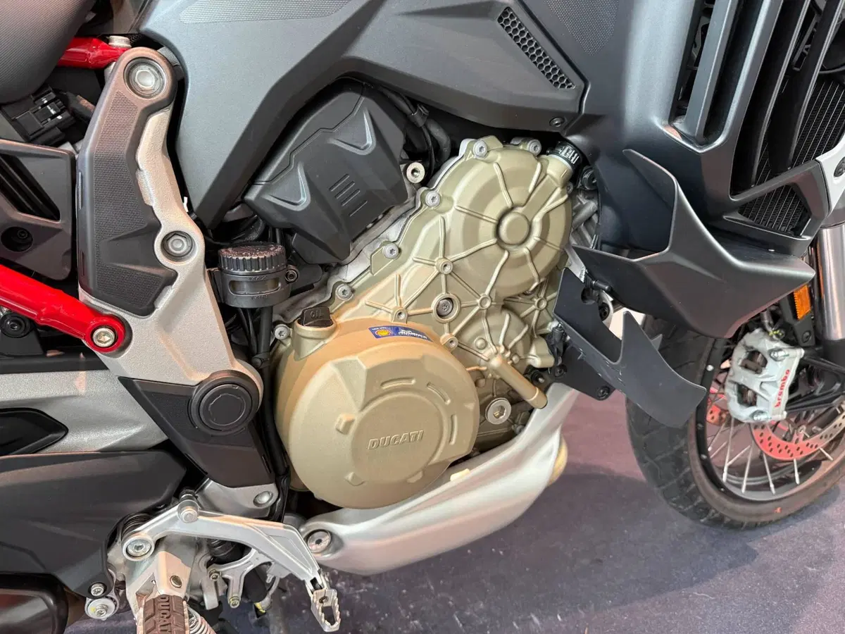 Ducati Multistrada V4 S (2021 - 24) (4)