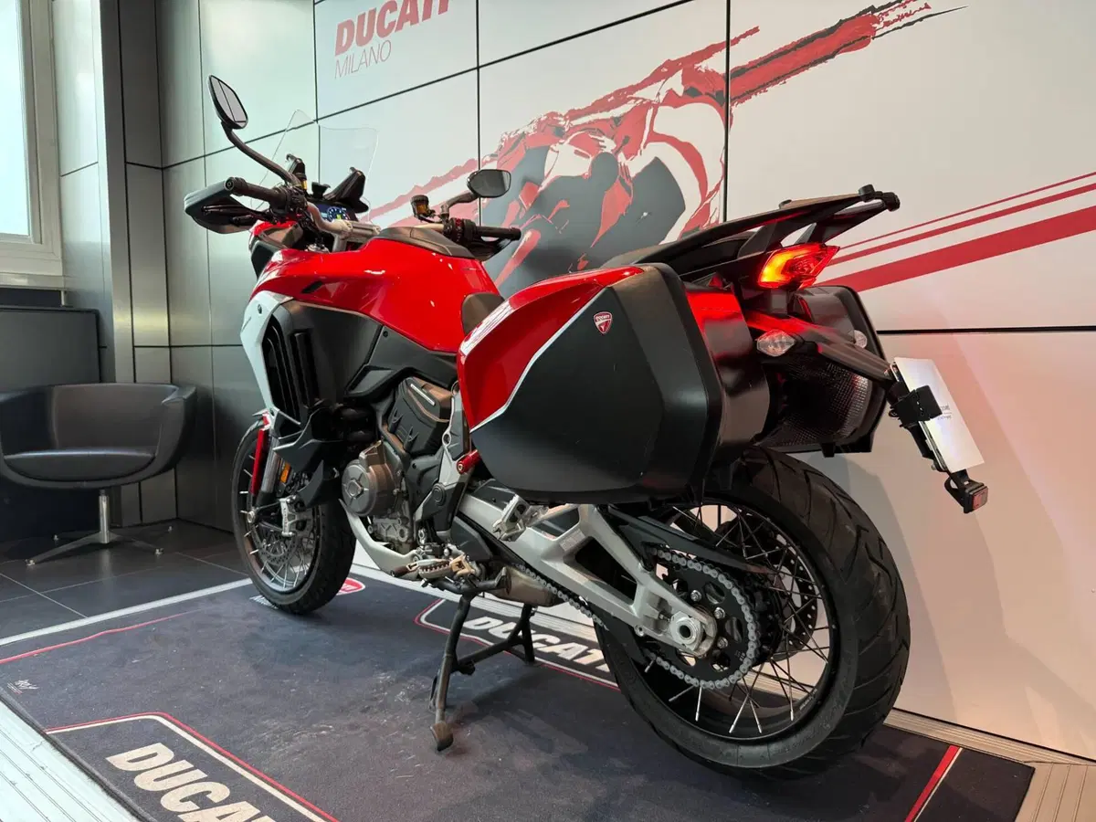 Ducati Multistrada V4 S (2021 - 24) (9)