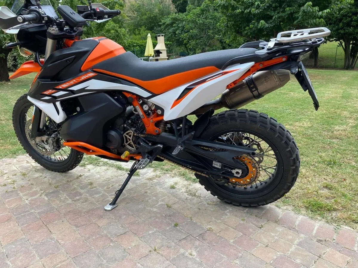 KTM 890 Adventure R (2021) (5)