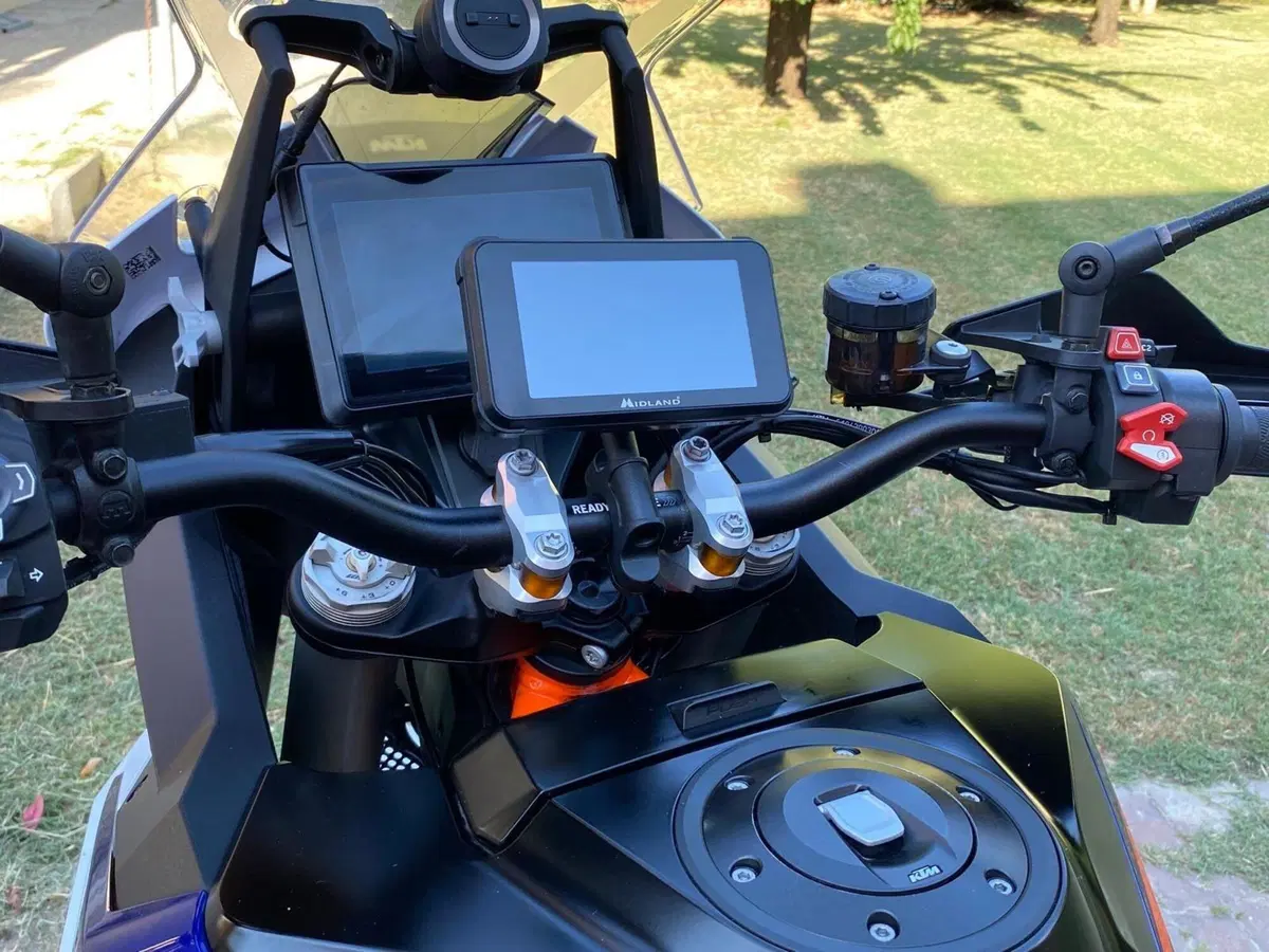 KTM 890 Adventure R (2021) (7)