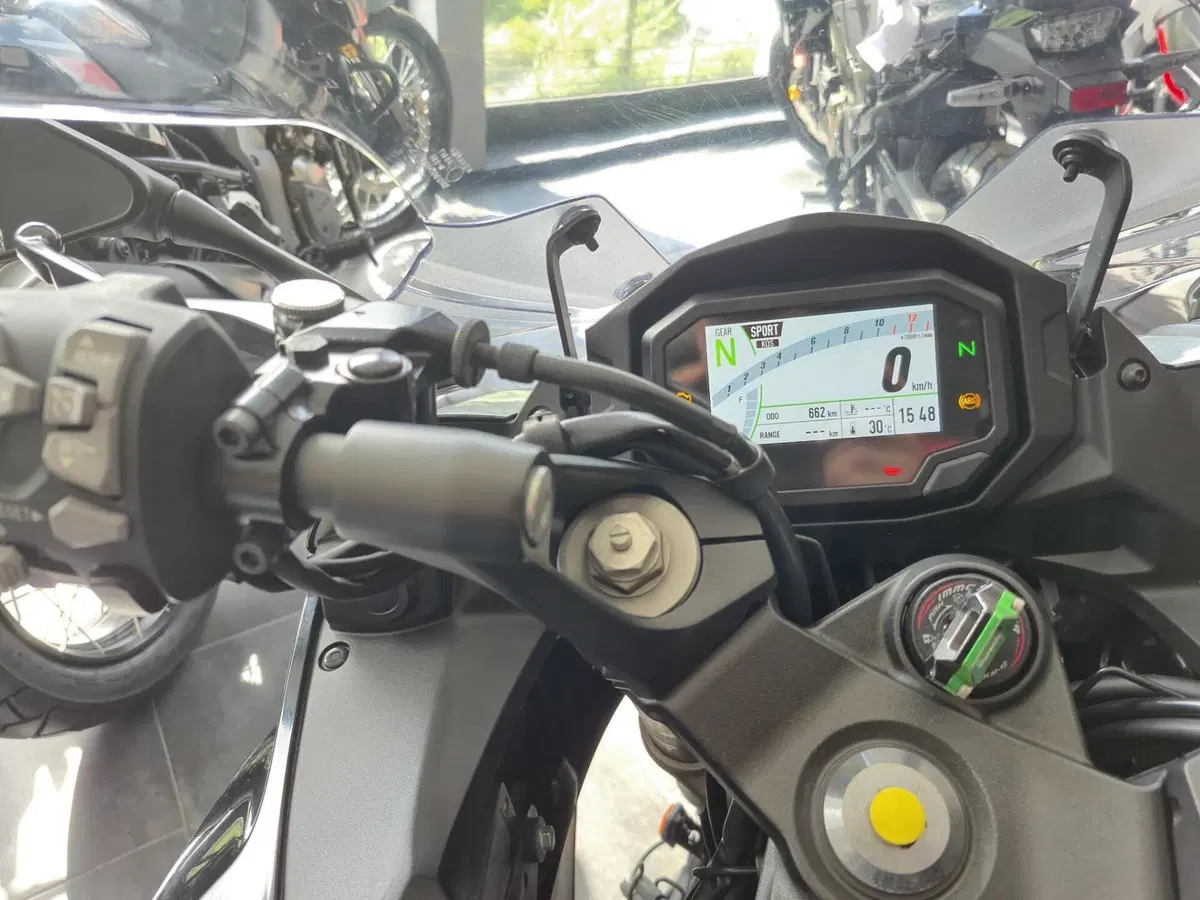 Kawasaki Ninja 1000 SX (2021 - 24) (6)