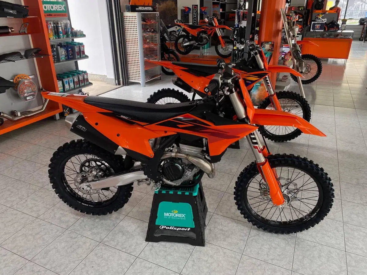 KTM 350 SX-F (2027) (2)