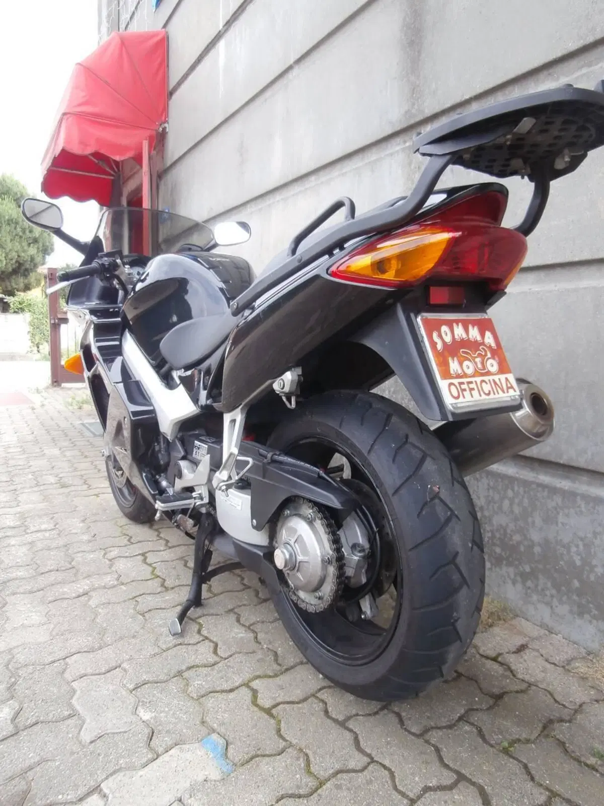 Honda VFR 800 (1998 - 01) (10)