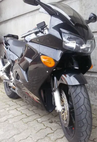 Honda VFR 800 (1998 - 01) usata