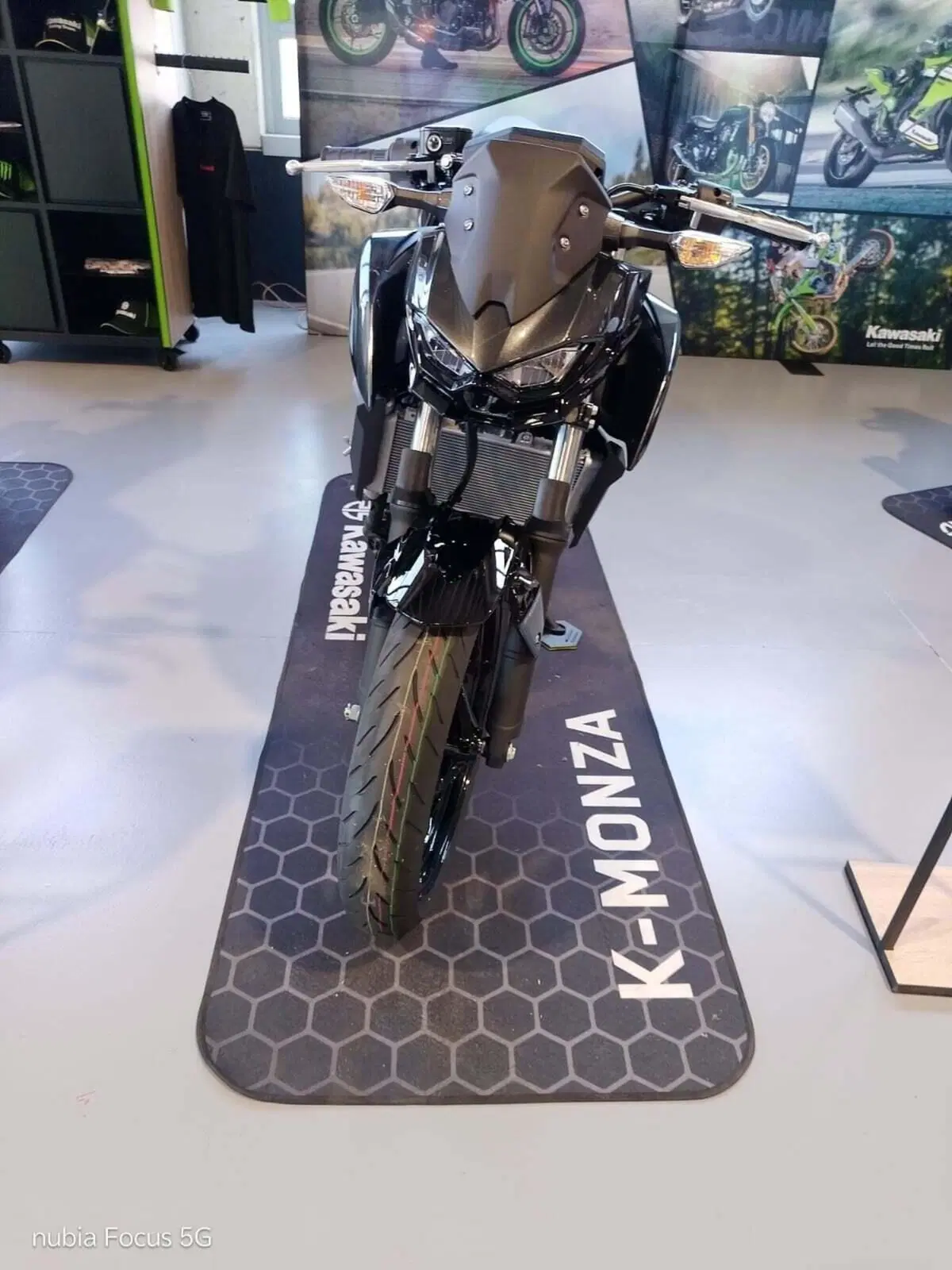 Kawasaki Z 500 (2024 - 26) (2)