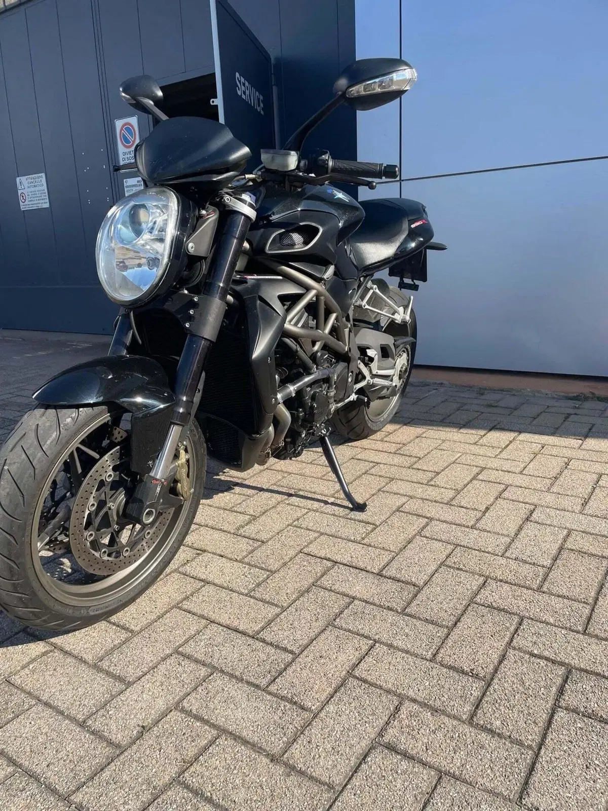 MV Agusta Brutale 990 R (2009 - 12)