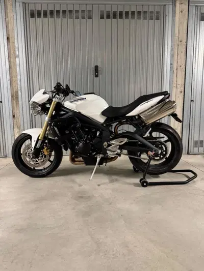 Triumph Street Triple (2007 - 12) usata
