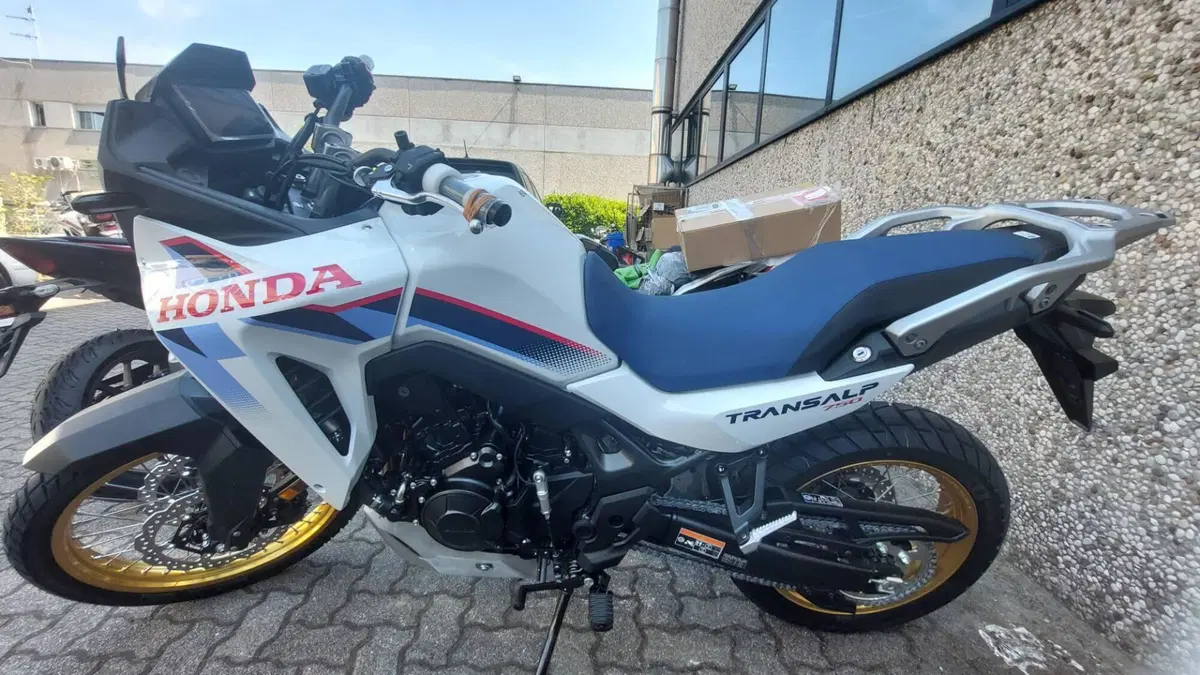 Honda Transalp XL750 (2026) (4)