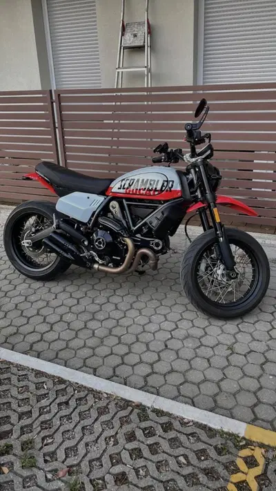 Ducati Scrambler 800 Urban Motard (2022) usata