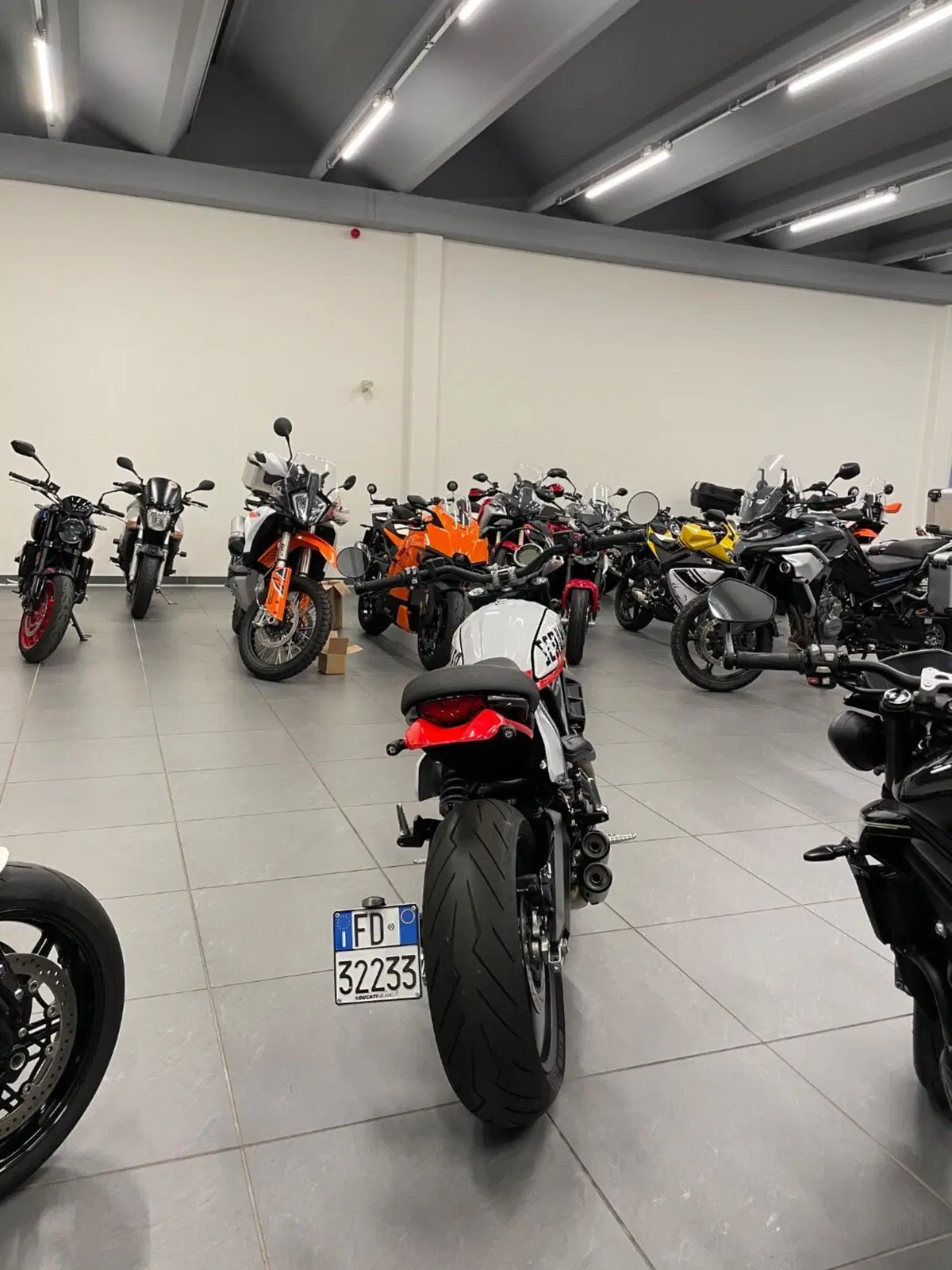 Ducati Scrambler 800 Urban Motard (2022) (7)
