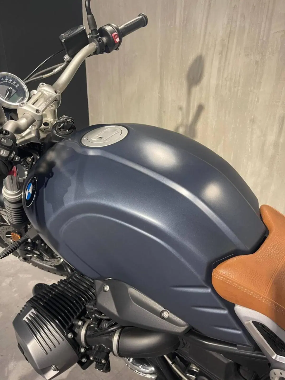 Bmw R nineT 1200 Scrambler (2016 - 20) (6)