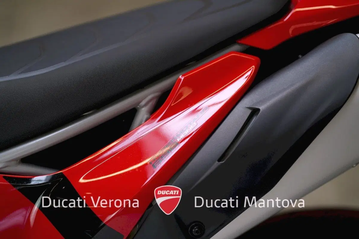 Ducati Hypermotard 698 Mono (2024 - 26) (15)