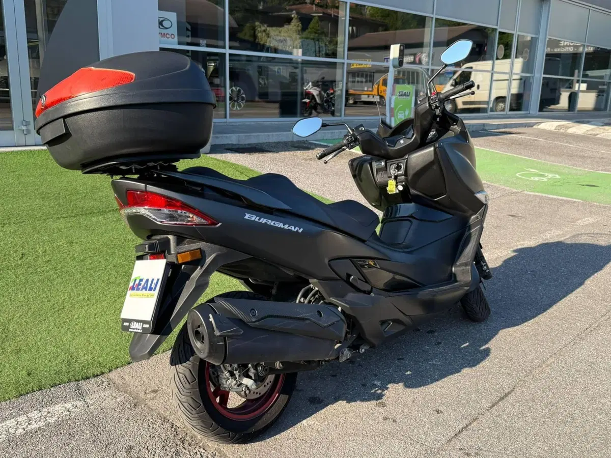 Suzuki Burgman AN 400 (2017 - 20) (4)
