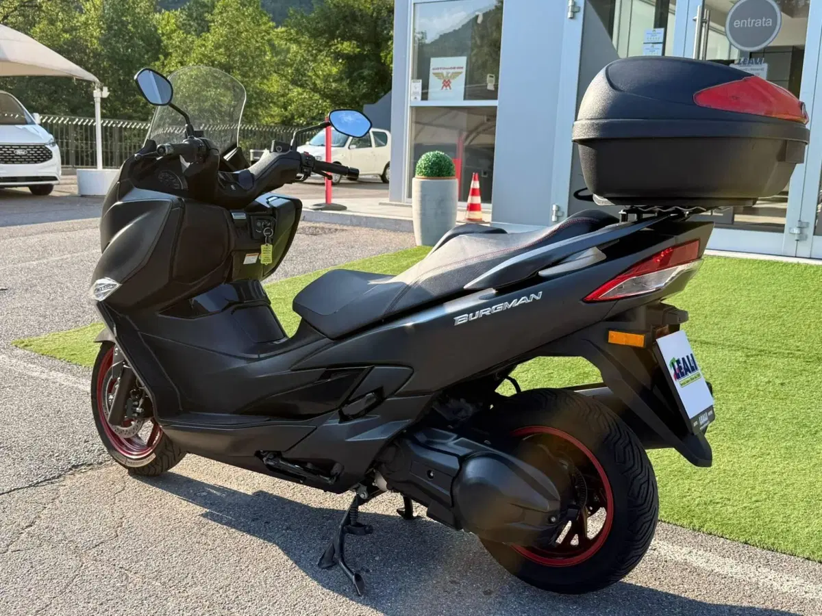 Suzuki Burgman AN 400 (2017 - 20) (14)