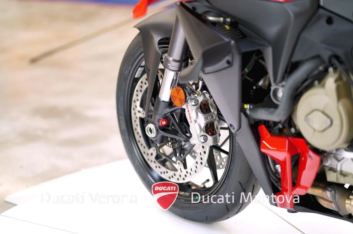 Ducati Streetfighter V4 (2025 - 26) (14)