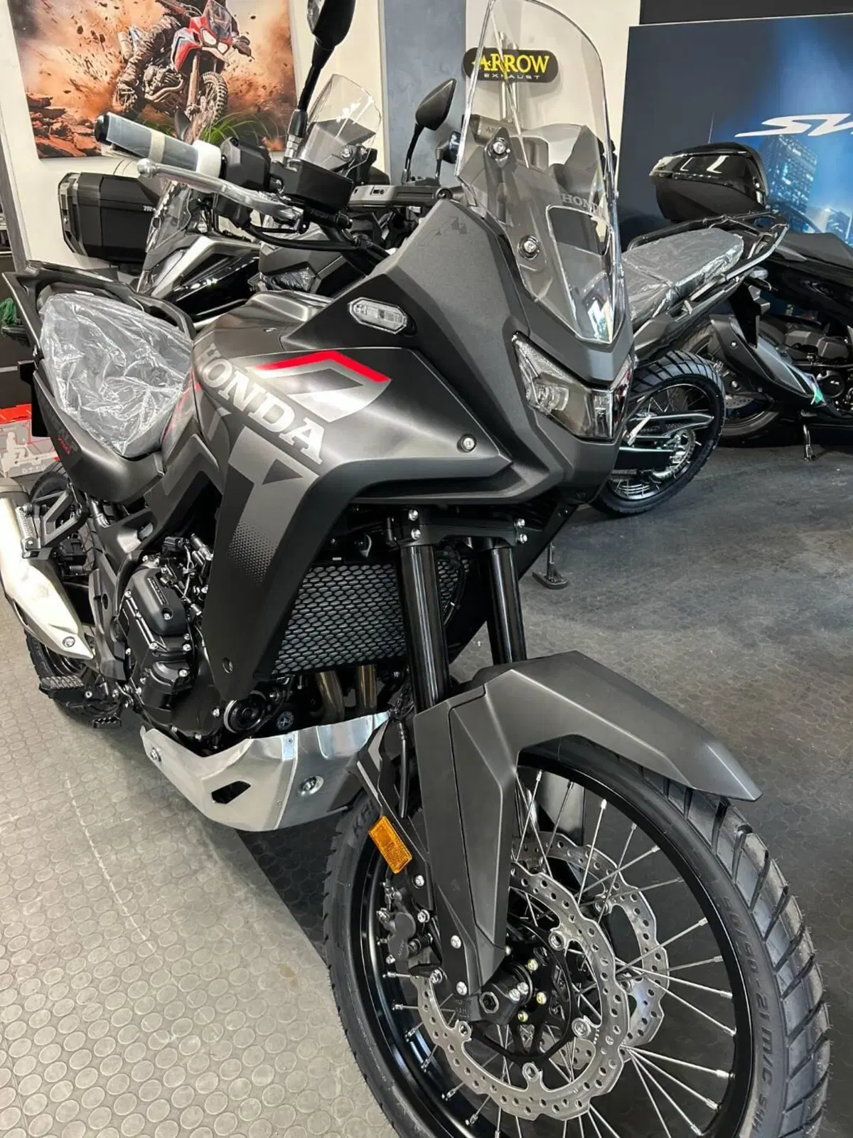 Honda Transalp XL750 (2026) (4)