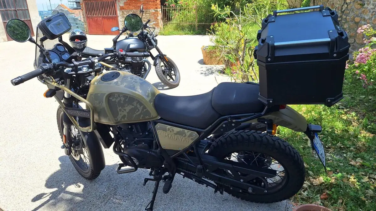 Royal Enfield Himalayan 411 (2021 - 24) (2)