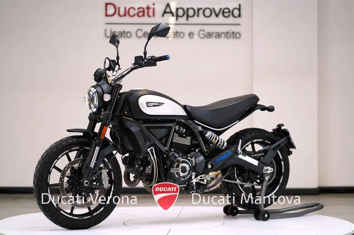 Ducati Scrambler 800 Icon Dark (2021 - 22) (4)