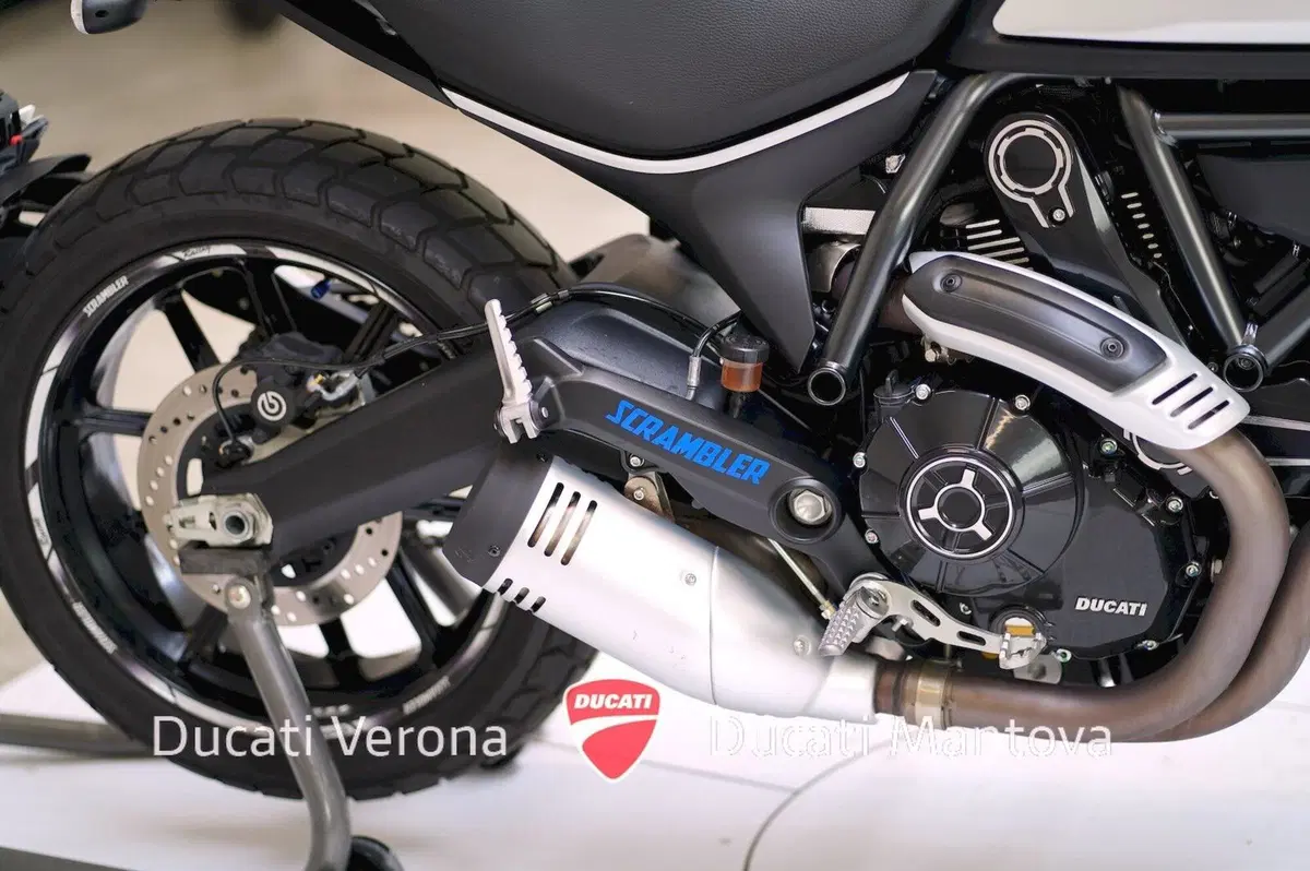Ducati Scrambler 800 Icon Dark (2021 - 22) (10)