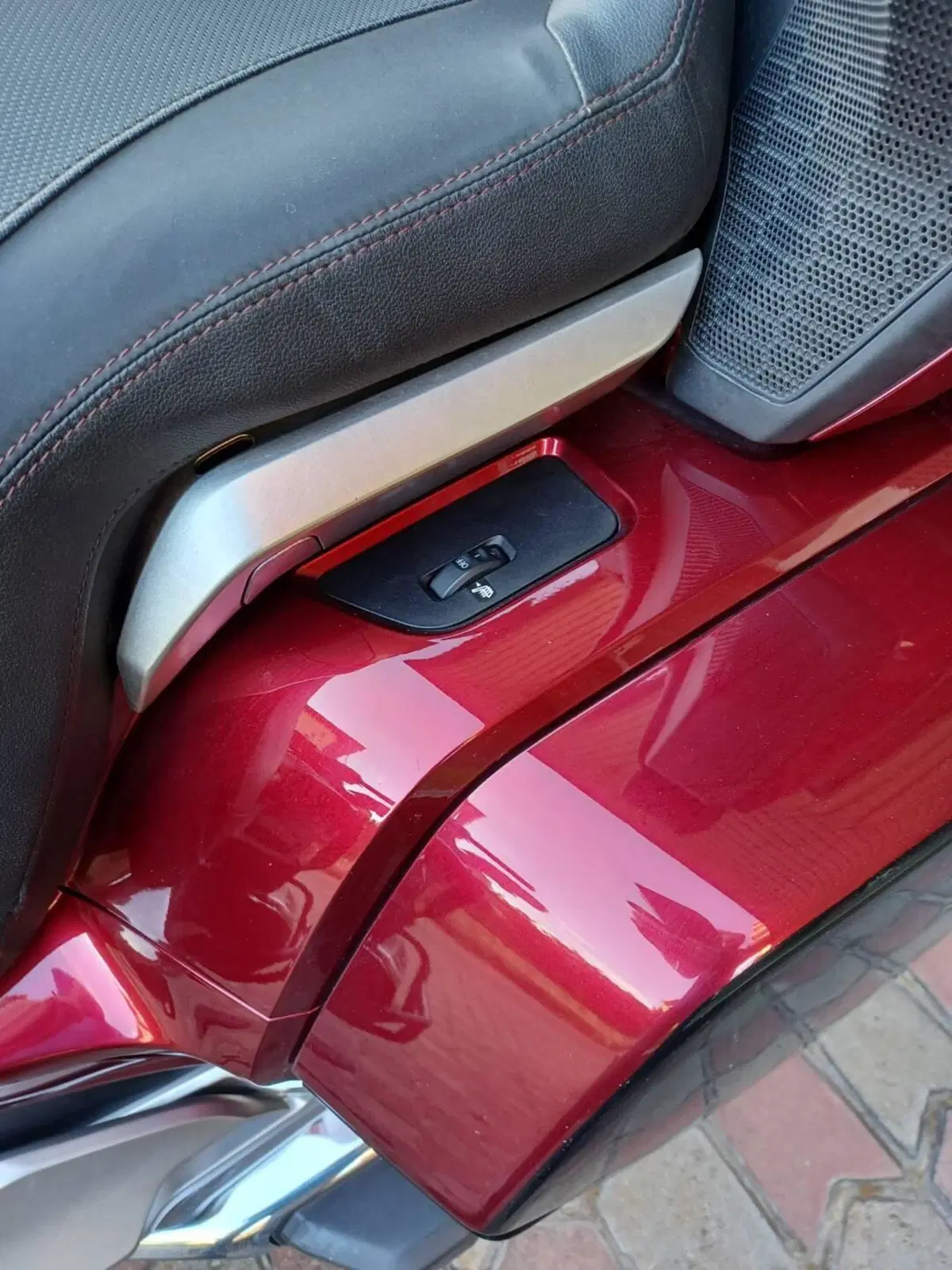 Honda GL 1800 Gold Wing Tour DTC (2018 - 20) (7)