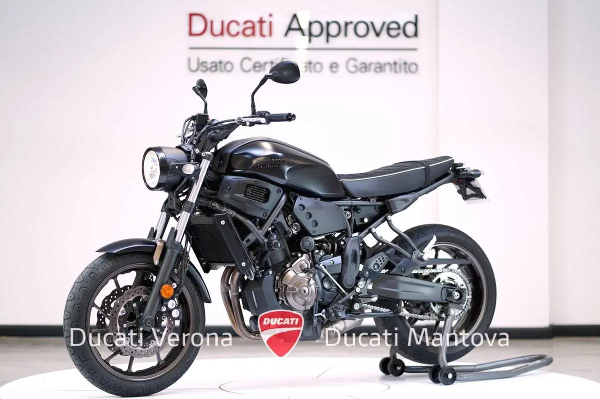 Yamaha XSR 700 ABS (2016 - 20) (4)